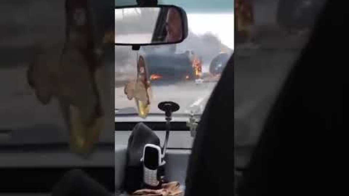 Ukraine War   Russian BMP ON FIRE