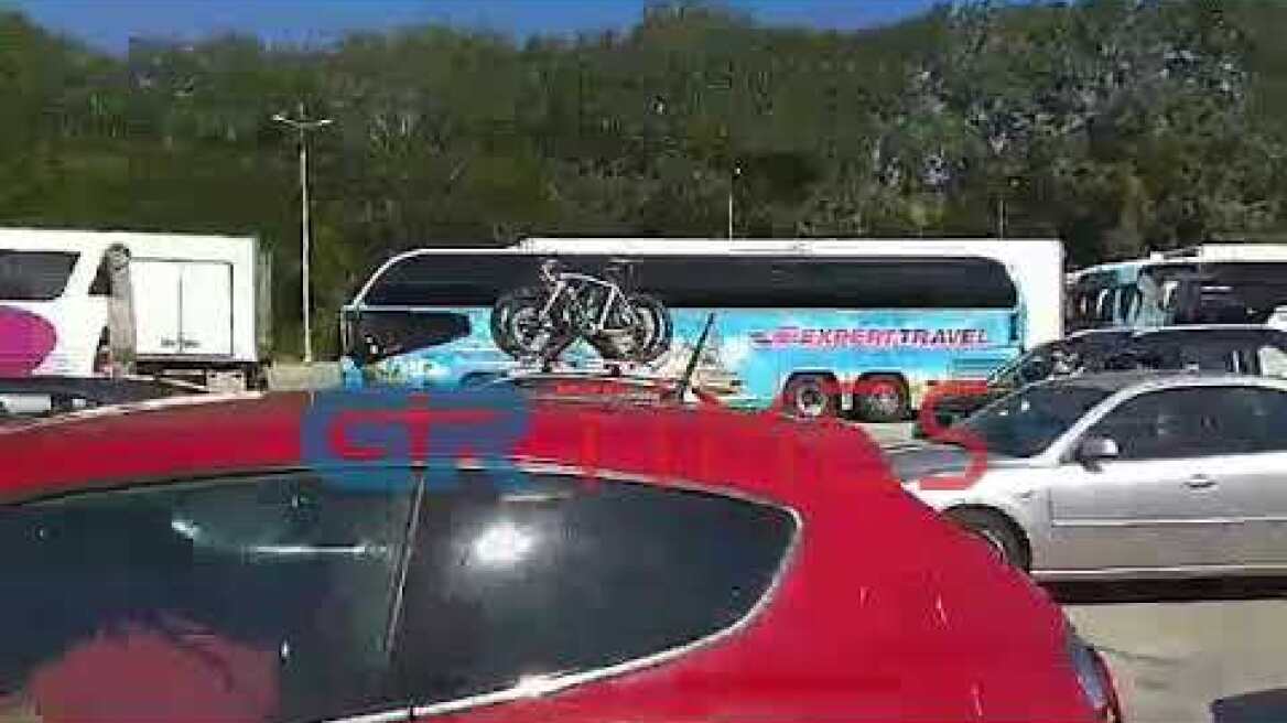 Ουρές στα σύνορα Προμαχώνα