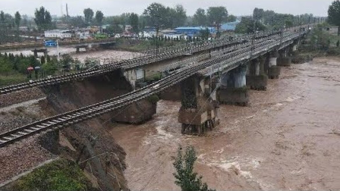 Over 100,000 homeless as floods destroy Shanxi, China 🇨🇳 October 10 2021 山西 洪水