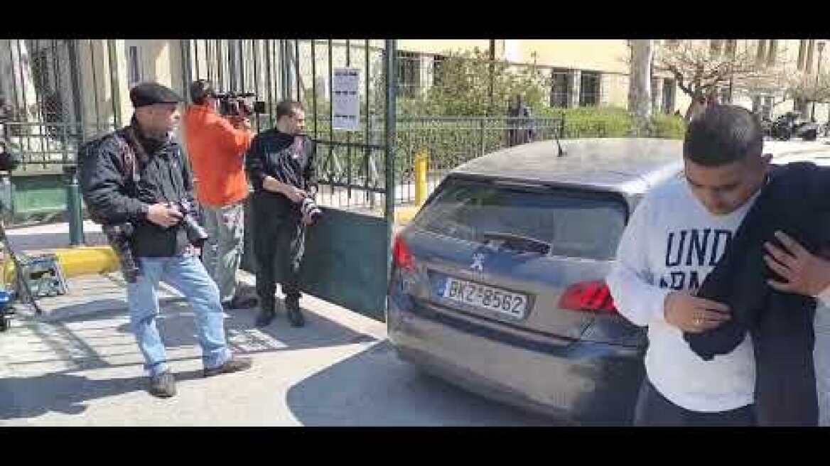 Στον ανακριτή αυτή την ώρα ο 44χρονος προπονητής από την Ηλιούπολη