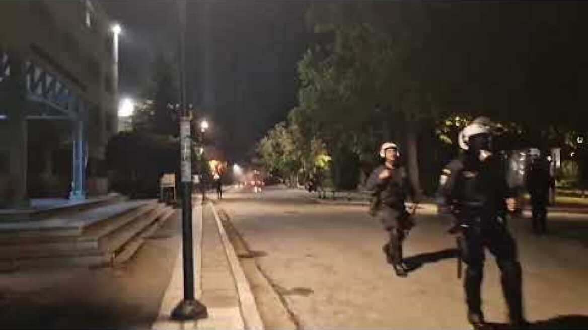 Επεισόδια μετά τη συναυλία του ΛΕΞ (2)