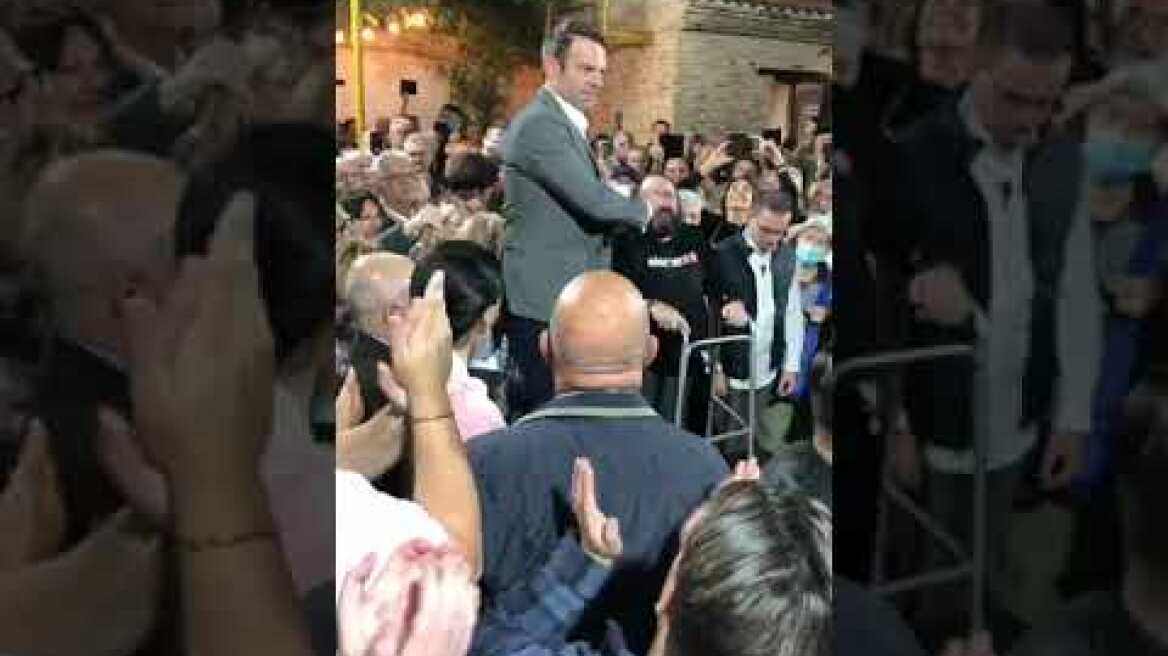 Ο Κασσελάκης εγκαινιάζει τα γραφεία στον Ταύρο (6)