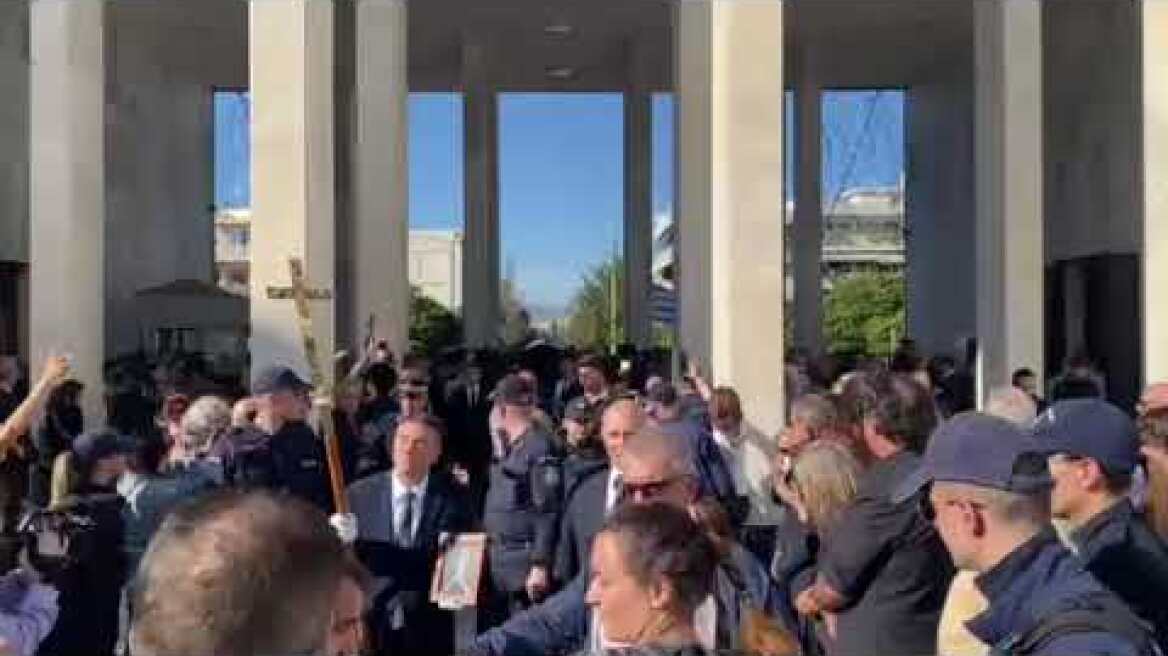 Το τελευταίο αντίο στον Διονύση Σαββόπουλο (16)