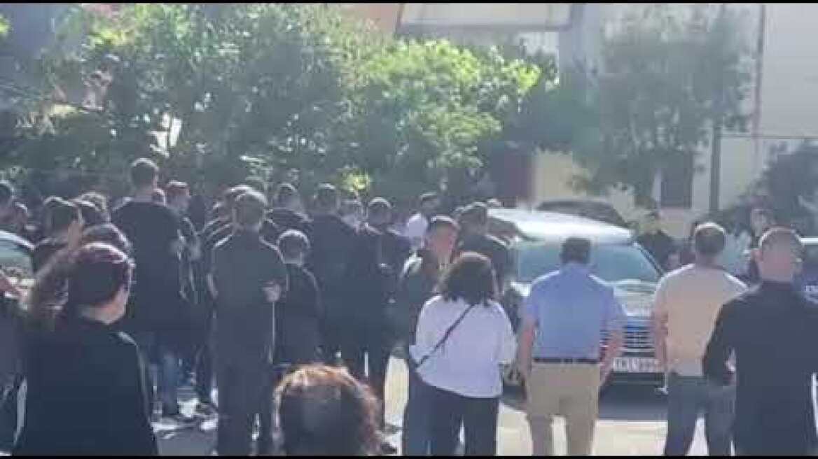 Κηδεία Μπερδέση