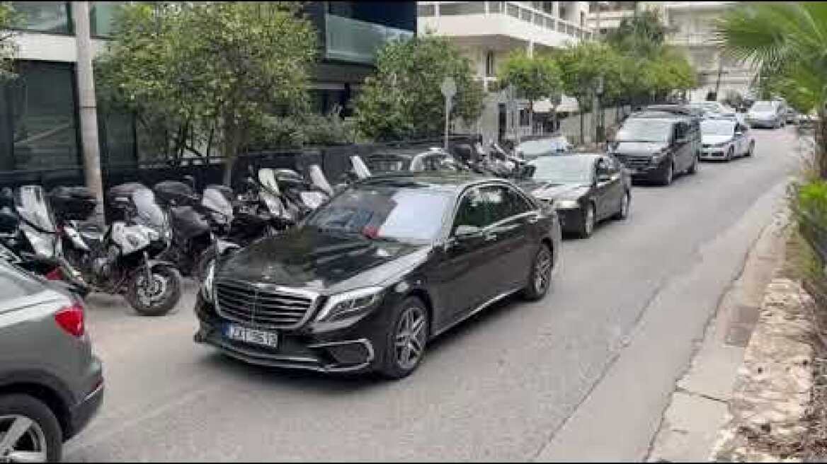 Η Μπριζίτ Μακρόν στο σπίτι του Κυριάκου Μητσάκη