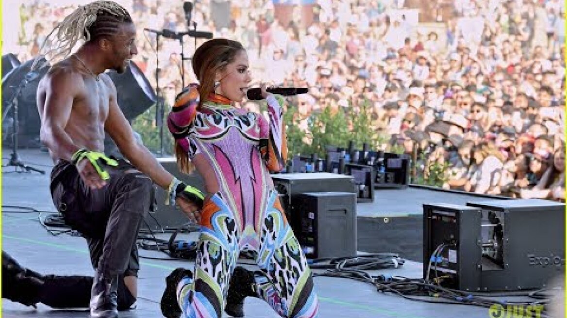 Anitta - Live At Coachella 2022 (Full Performance - Week 2)