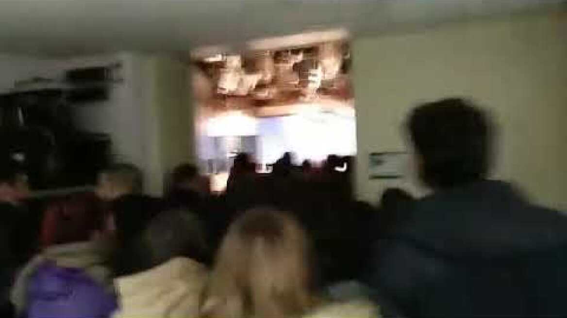 Εισβολή εκπαιδευτικών στο δελτίο ειδήσεων της ΕΡΤ