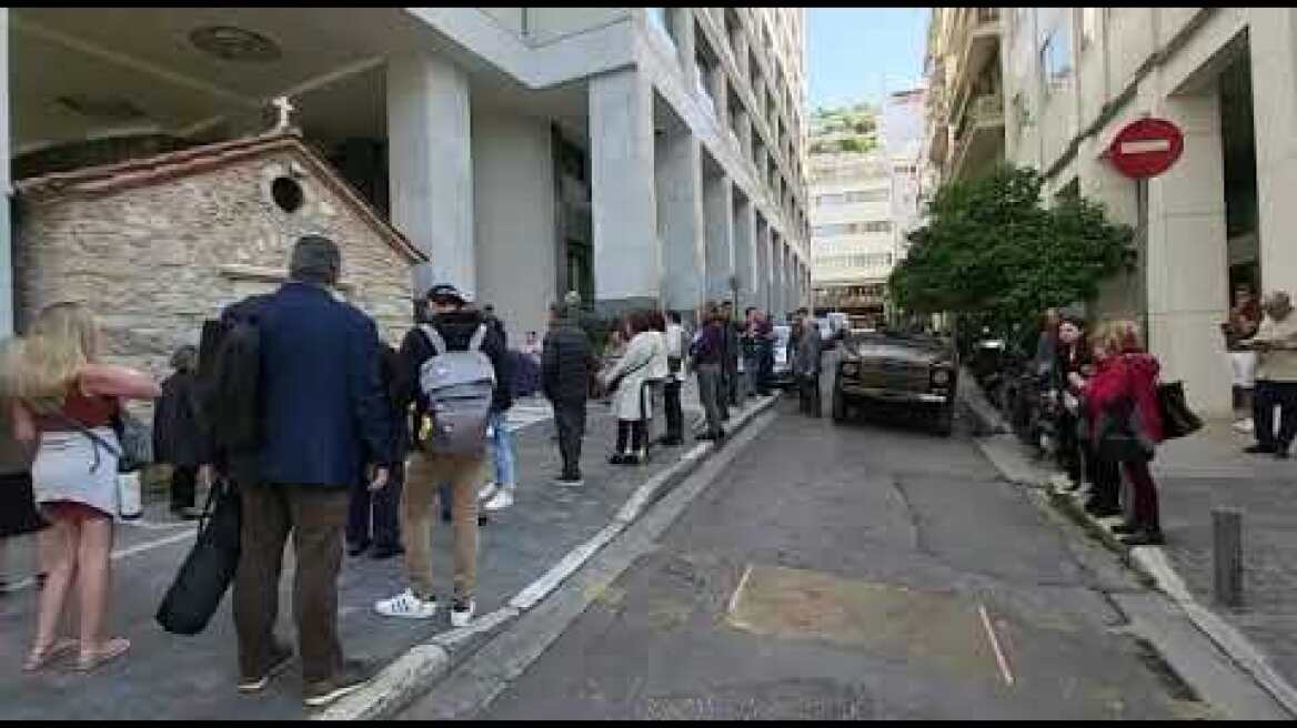 Η εικόνα Άξιον Εστι στην Αθήνα