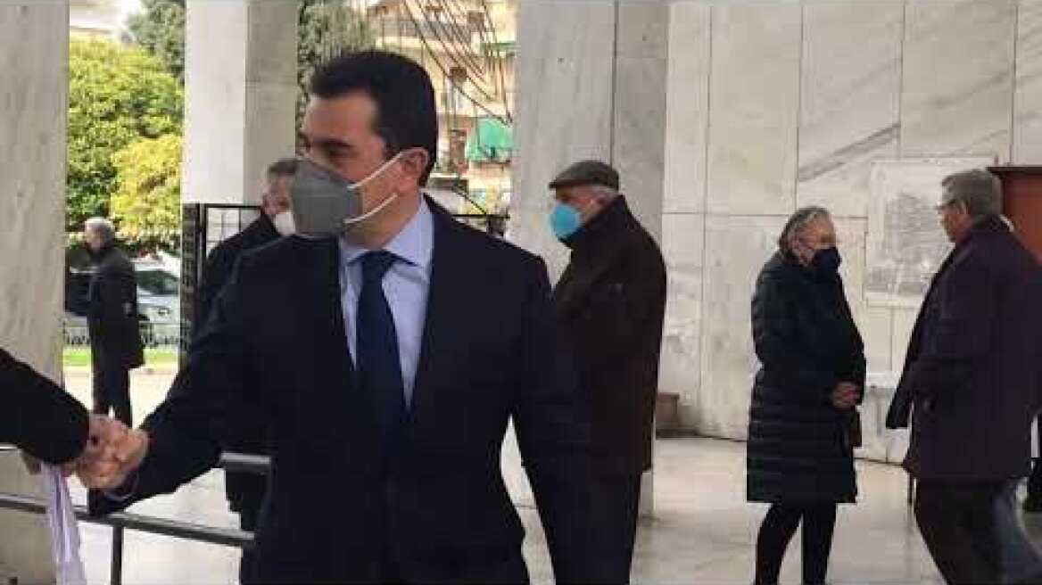 Kηδεία της Μαριέττας Γιαννάκου - Κώστας Σκρέκας