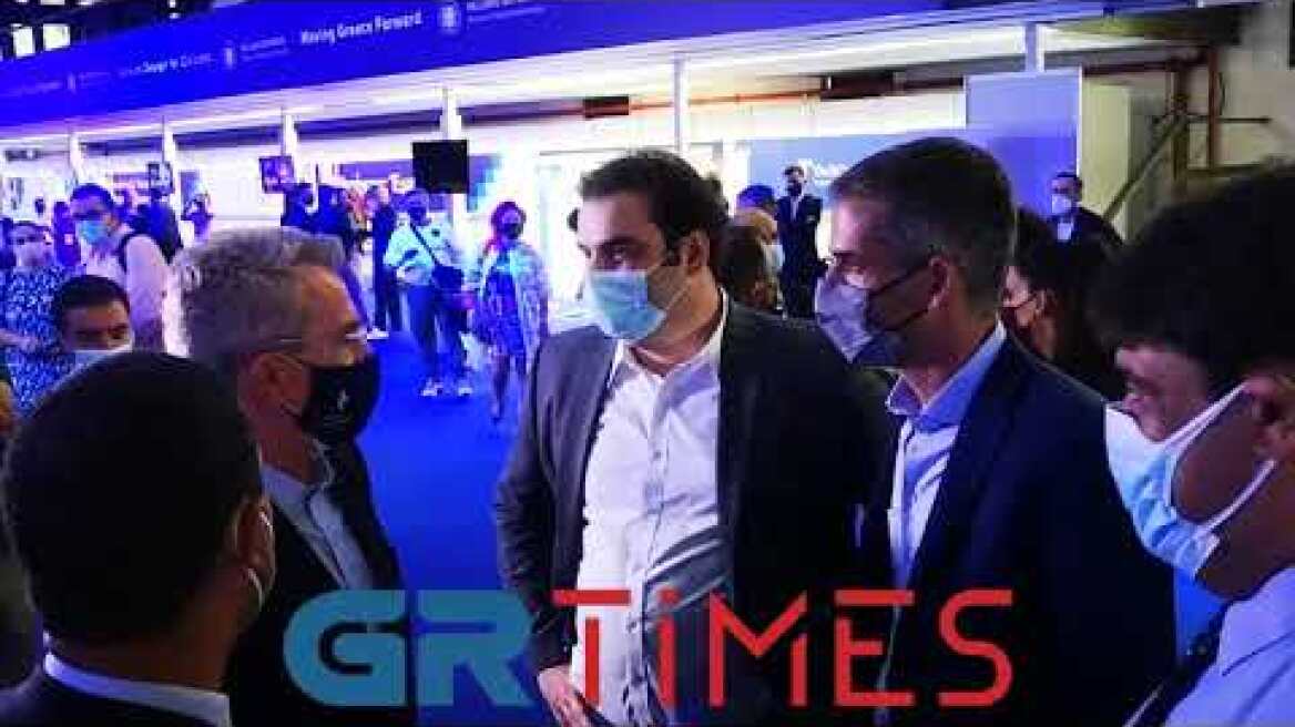 Κ.Πιερρακάκης, Κ.Μπακογιάννης και Τζ.Πάιατ στο περίπτερο του Υπουργείου Ψηφ. Διακυβέρνησης