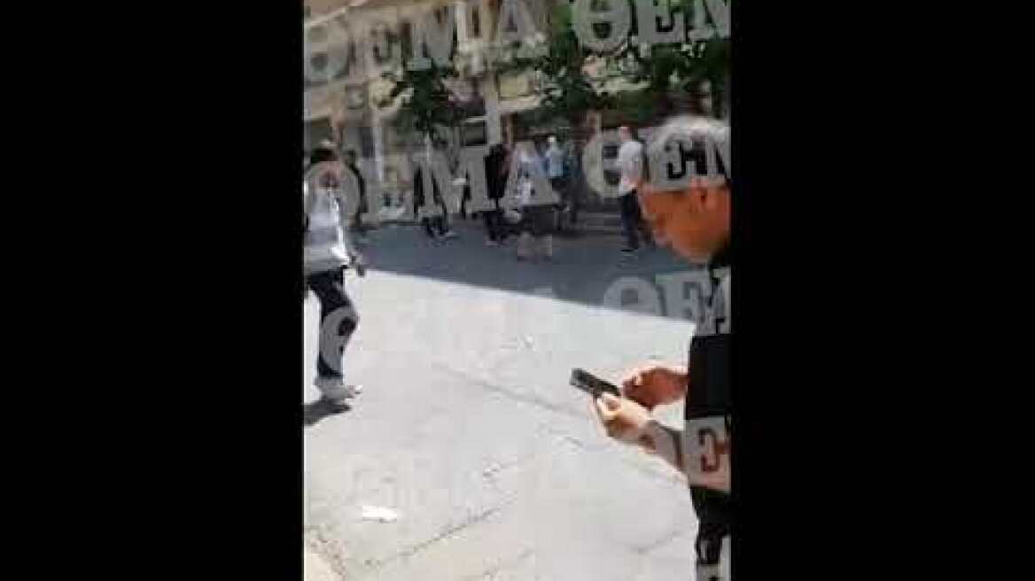 Μεγάλη έκρηξη σε κατάστημα στο κέντρο της Αθήνας