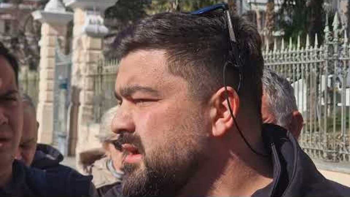 Ολοκληρώθηκε η συνάντηση του Μιχάλη Χρυσοχοΐδη με τους εκπροσώπους των αγροτικών μπλόκων (3)