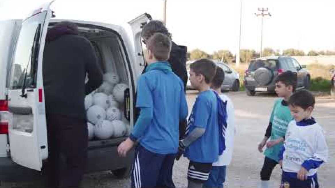 Αθλητικές Ακαδημίες ΟΠΑΠ: Προπόνηση «αστέρων» με Θωμά Μαύρο και Τάσο Μητρόπουλο