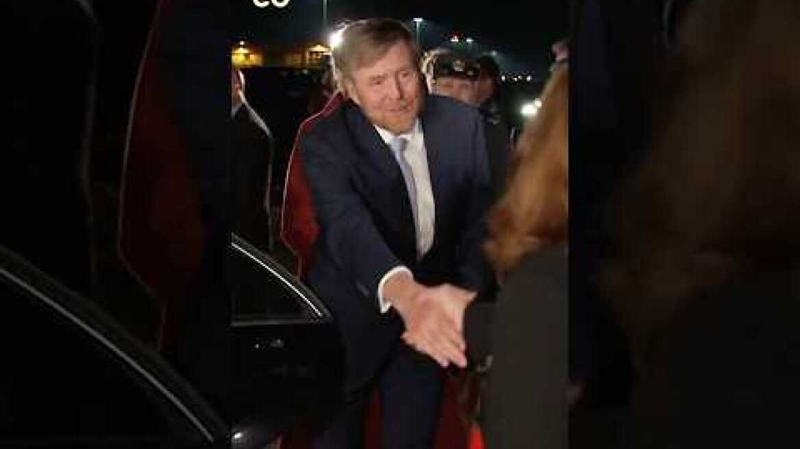 Willem-Alexander vliegt als copiloot naar staatsbezoek Cyprus #koning #cyprus #blauwbloed