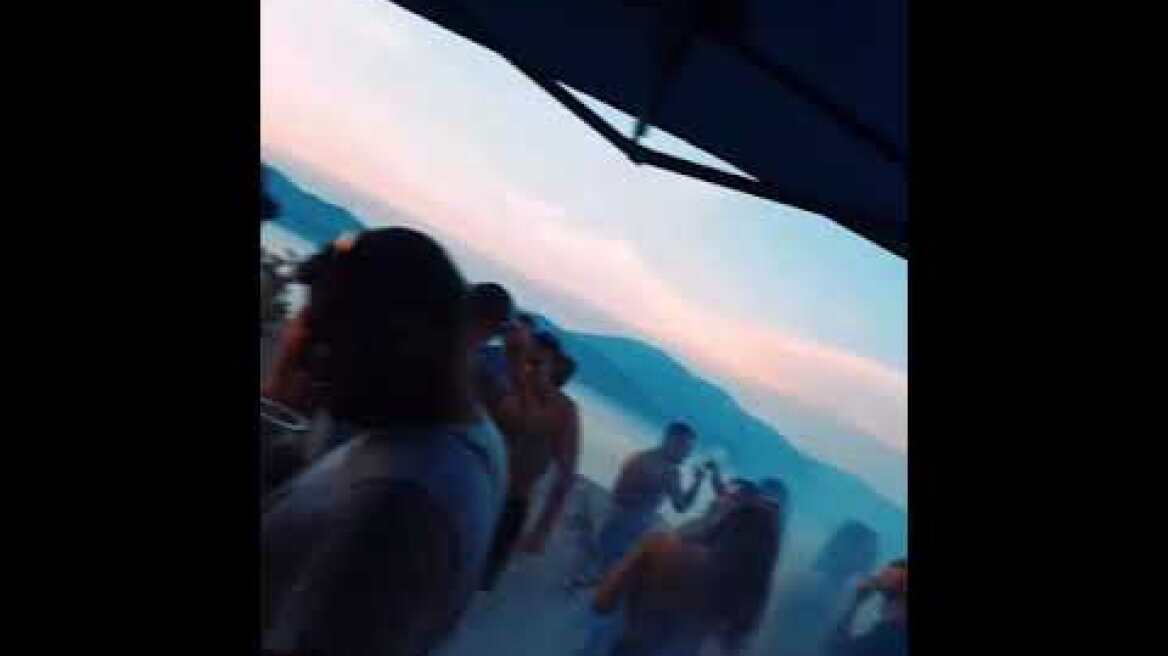 Εκτός ελέγχου τα κορωνοπαρτι στην Πάτρα (1)