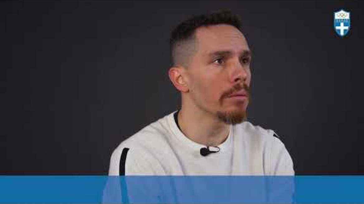 O Λευτέρης Πετρούνιας στην καμπάνια της Επιτροπής Ισότητας των Φύλων της ΕΟΕ