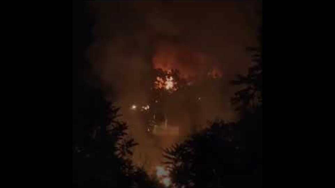 Thestival.gr Φωτιά στο πρώην στρατόπεδο Καρατάσιου στην Πολίχνη