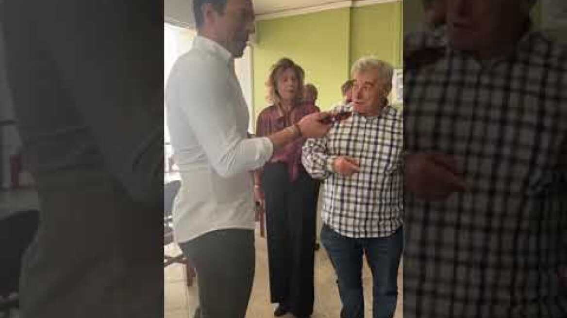 Περιοδεία Κασσελάκη στα εκλογικά κέντρα