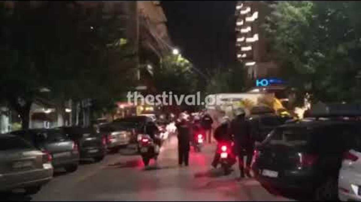 Thestival.gr Αναζητήσεις της ΕΛ.ΑΣ. μετά από επίθεση με μολότοφ στη Θεσσαλονίκη