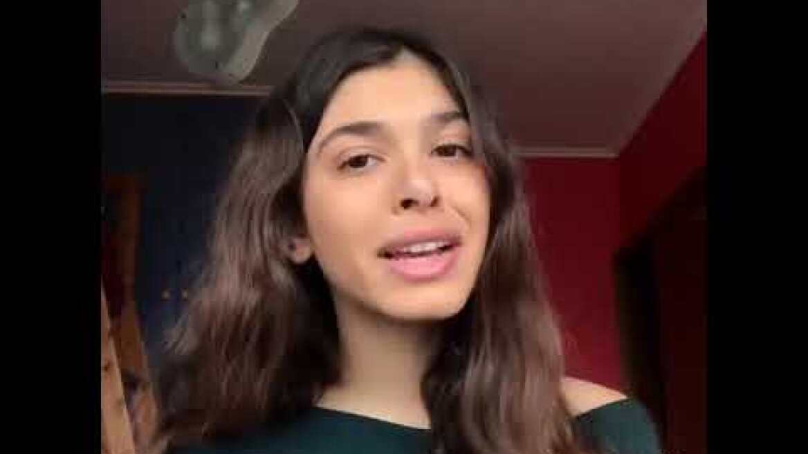 Η Χρύσα Παπά με τους μαθητές της στέλνουν το δικό τους μήνυμα μέσα στην καραντίνα.