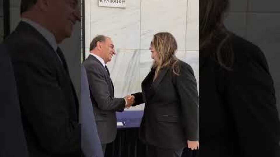 Κηδεία Χρήστου Ροκοφυλλου: Η κόρη του η Άννα