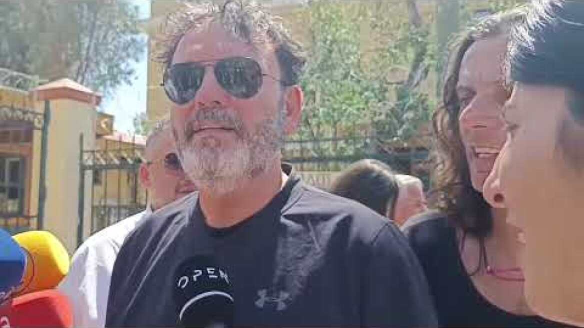 Στάθης Αγγελόπουλος: Ελεύθερος με περιοριστικούς όρους ο τραγουδιστής Δηλώσεις Στάθη Αγγελόπουλου