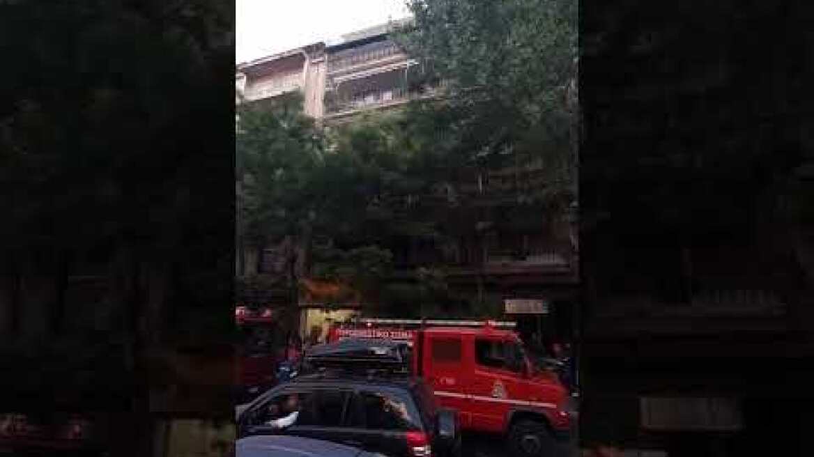 Κάηκε το σπίτι του Πέτρου Φιλιππίδη στην Πατησίων