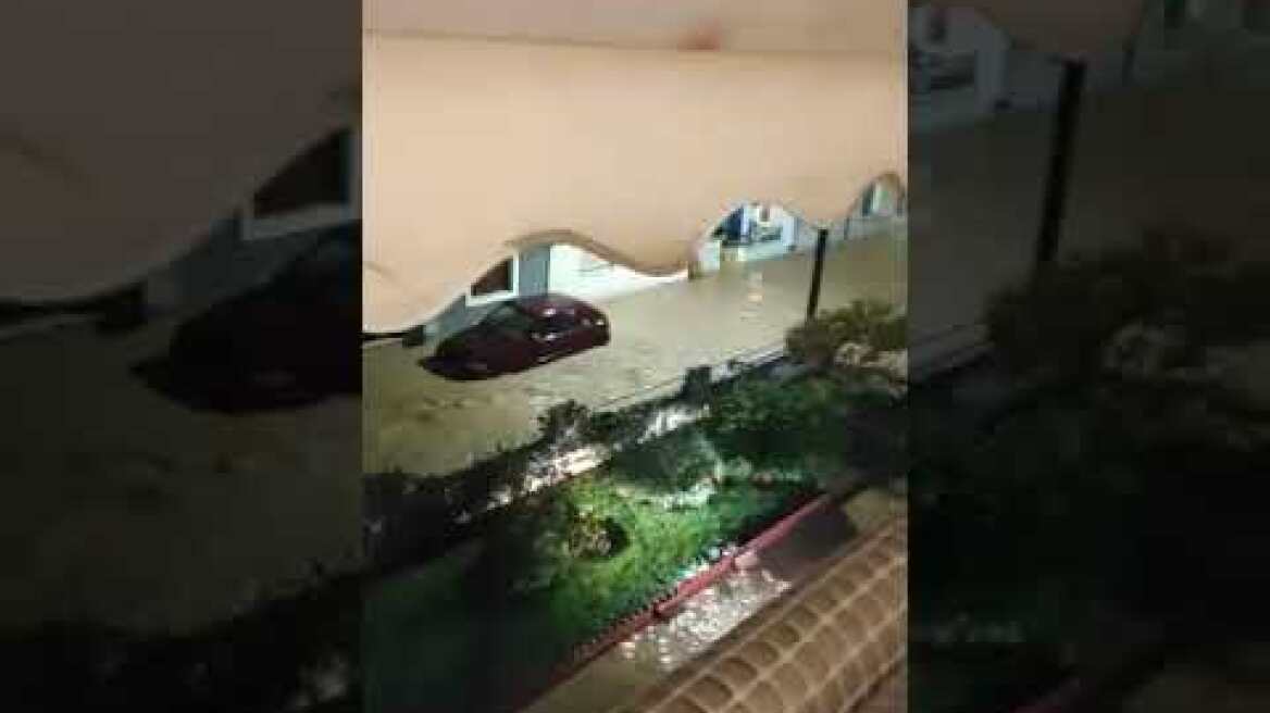 Πνίγεται ξανά ο Βόλος βίντεο από κατοίκους σε διάφορα σημεία της πόλης (1)