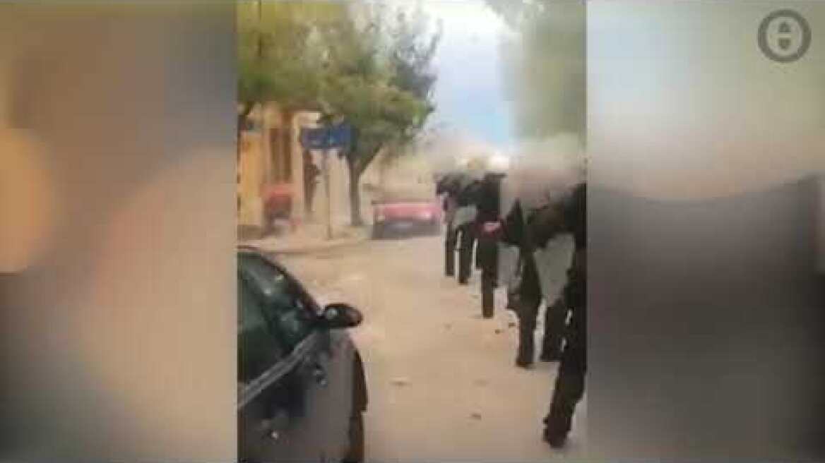 Ποινική δίωξη στον δράστη του εμπρησμού στη Real - Πέταξαν από πέτρες μέχρι πόρτες στους...