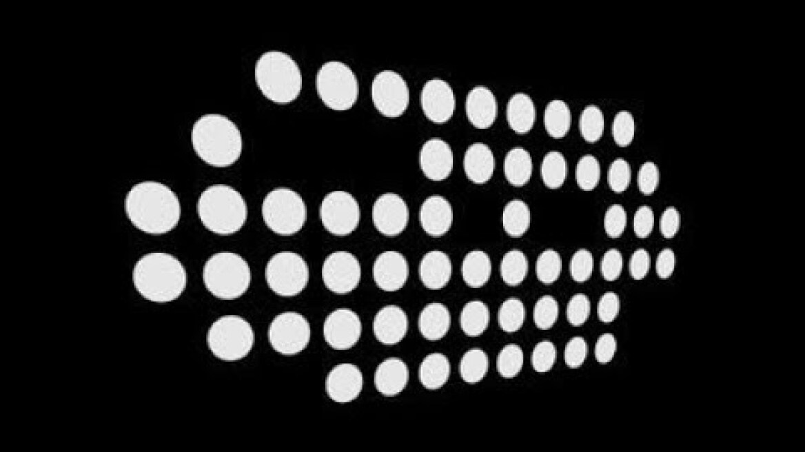 UEFA Europa League: Partizan - AEK Larnaca  - Navijači lupaju igračima na prozore