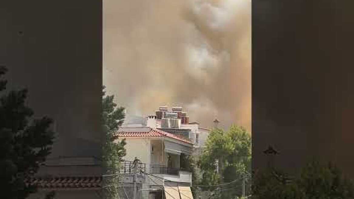 Φωτιά στους πρόποδες του Υμηττού (3)
