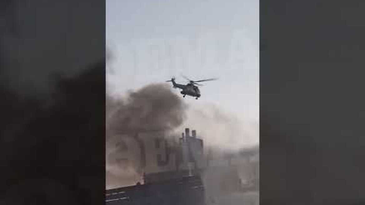 Διάσωση στο φλεγόμενο πλοίο