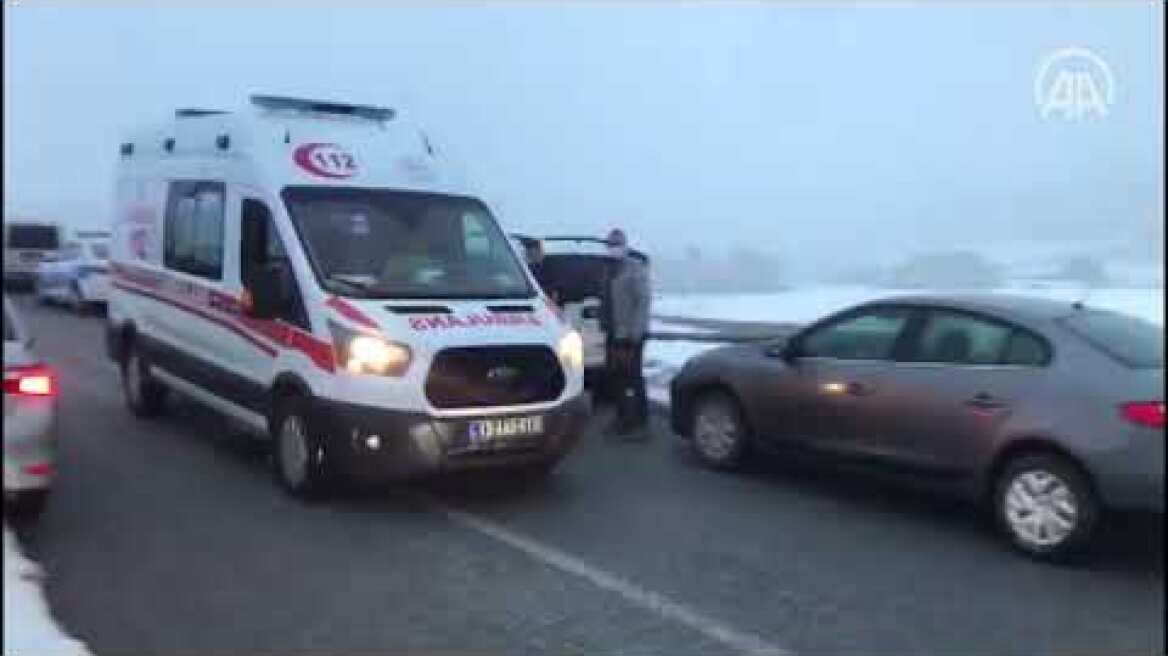 Anadolu Agency - Military helicopter crashes in eastern Turkey, 10 martyred