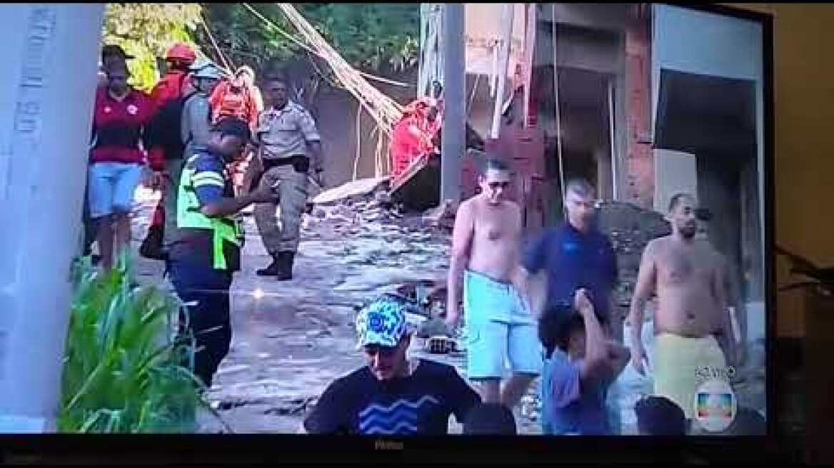 Desabamento de Prédio zona oeste do Rio de Janeiro
