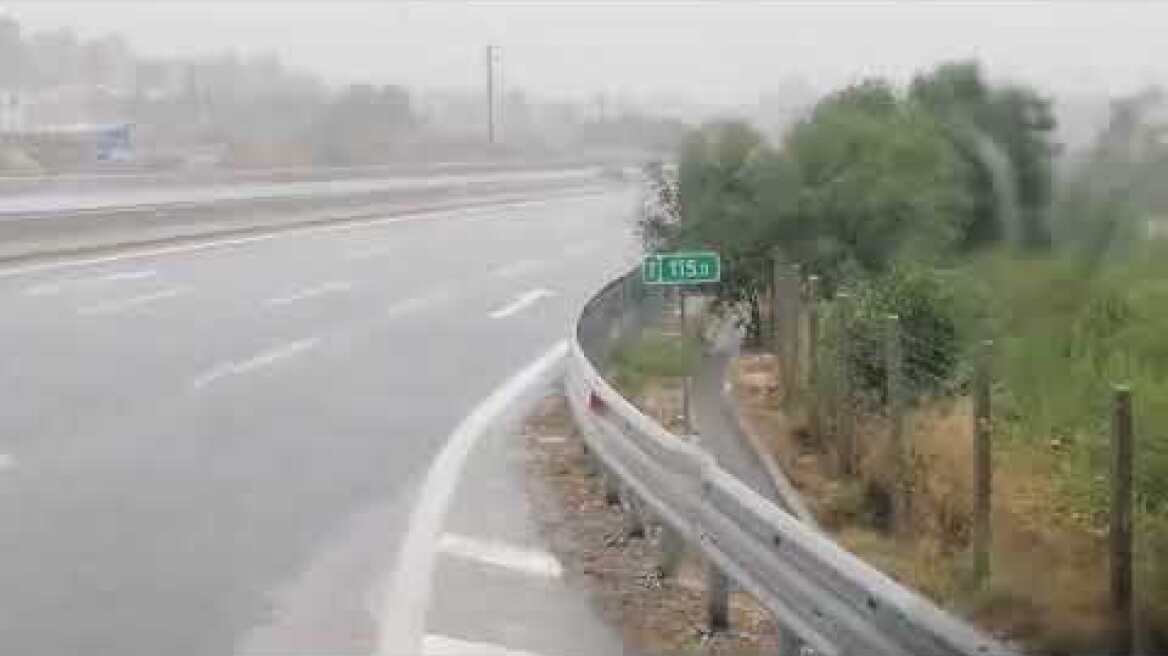 Χαλάζι στο Ξυλόκαστρο