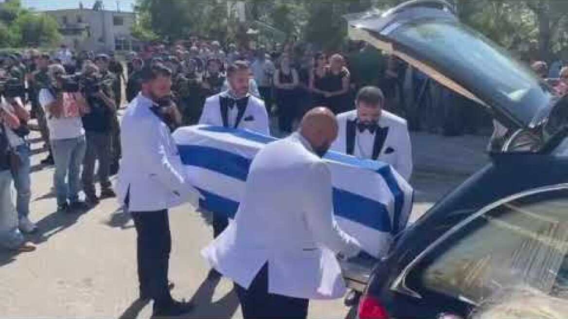 Πτώση Canadair: Η κηδεία του Ανθυποσμηναγού Περικλή Στεφανίδη