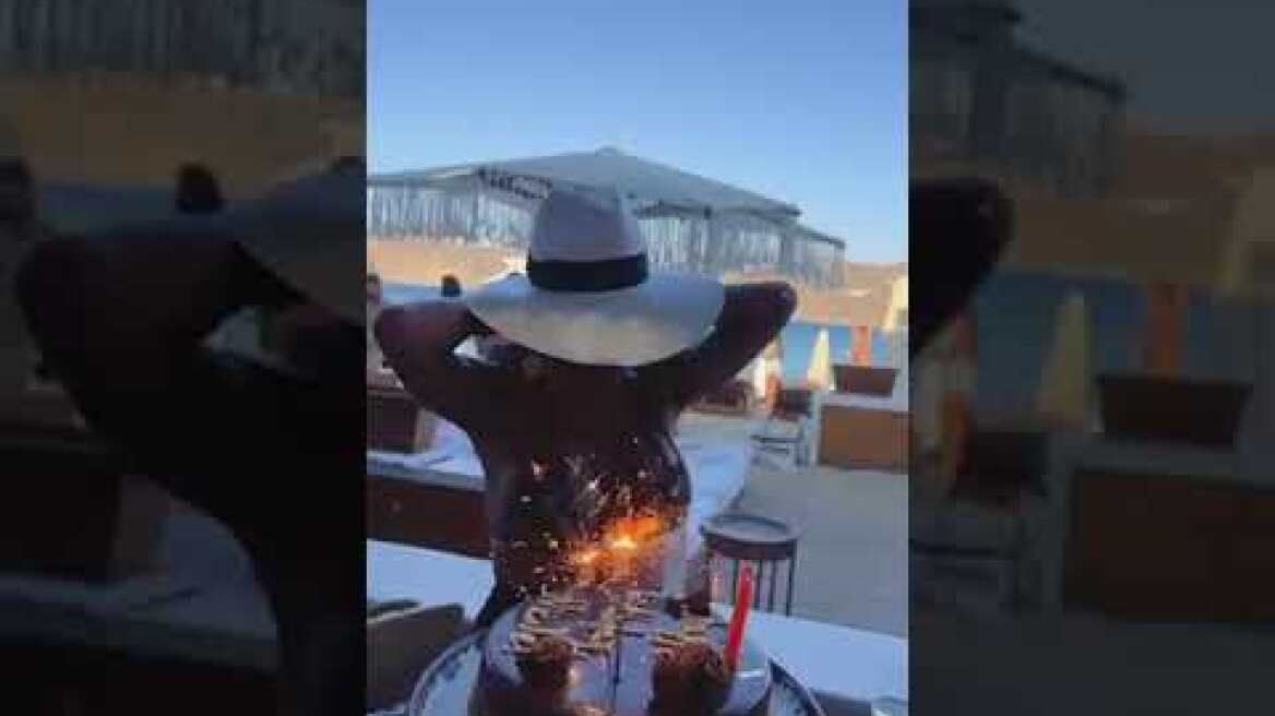 H Νικόλ Σέρζιντζερ έχει σβήνει τούρτα για τα γενέθλια της