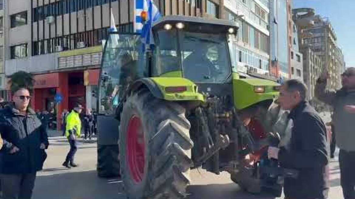 Έφτασαν οι αγρότες στο λιμάνι της Θεσσαλονίκης (3)