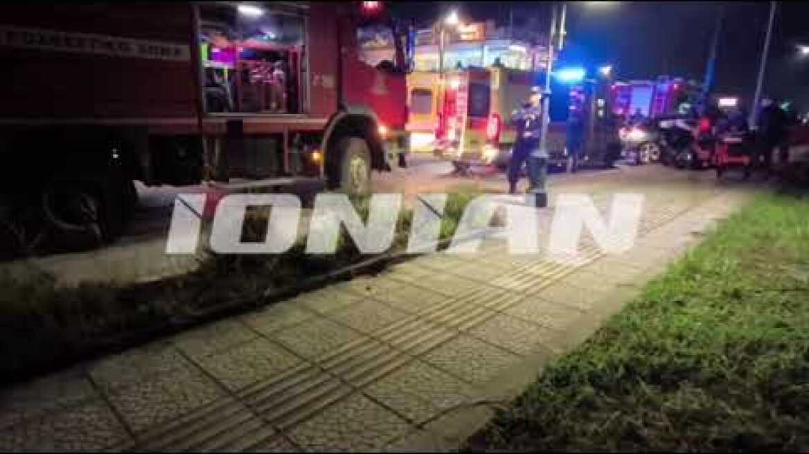 Σοβαρό τροχαίο στην Παραλία Πατρών -Απεγκλωβισμός ατόμων -2 νεκροί 