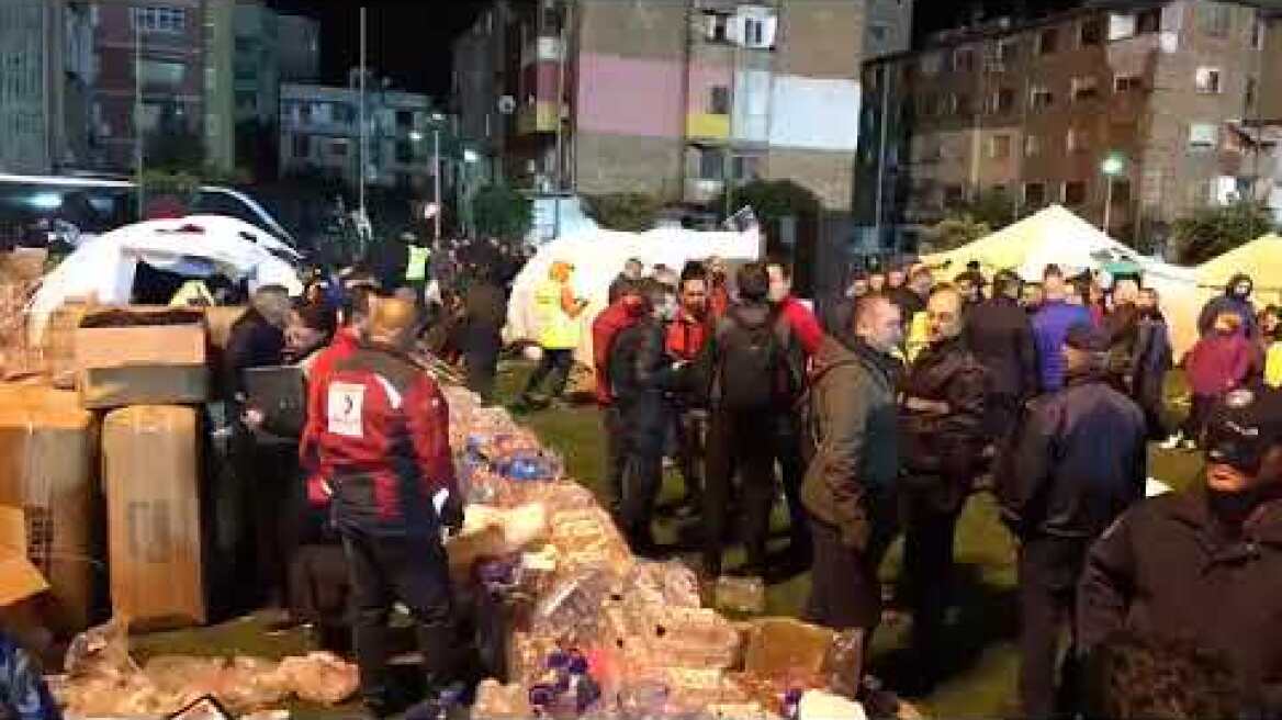Albania earthquake:: The citizens spend the night at Durres’s football stadium