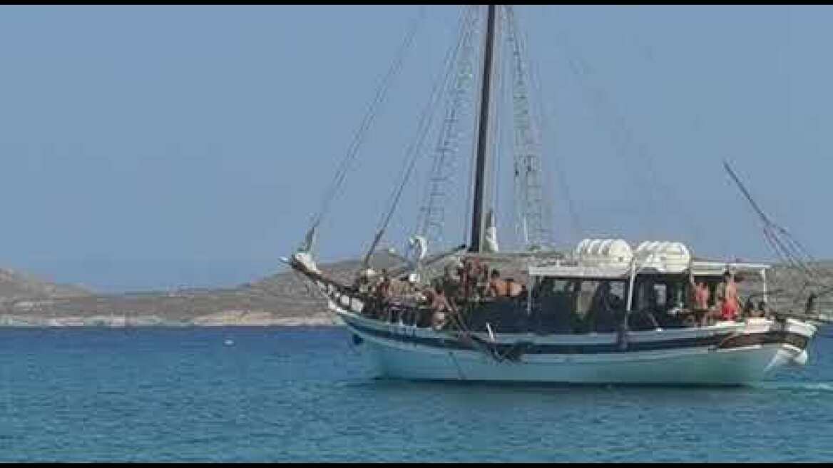 Μυκονος: Τα κορωνοπαρτι μεταφερθηκαν σε βιλες, γιοτ, ακομη και σε.. ιστιοπλοϊκα!