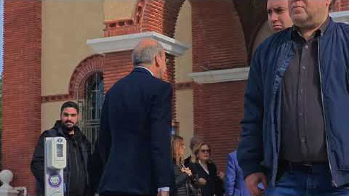 Ο Νίκος Χαρδαλιάς είπε το τελευταίο αντίο στον πατέρα του