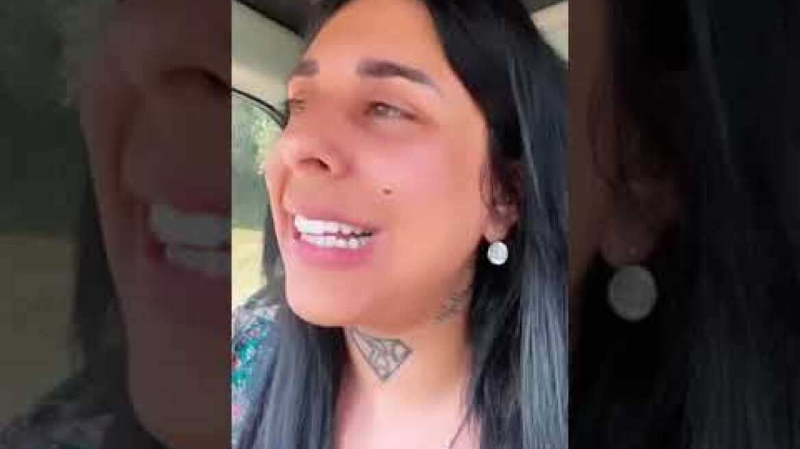 H Super Κική έπιασε δουλειά ως σερβιτόρα στην Ικαρία