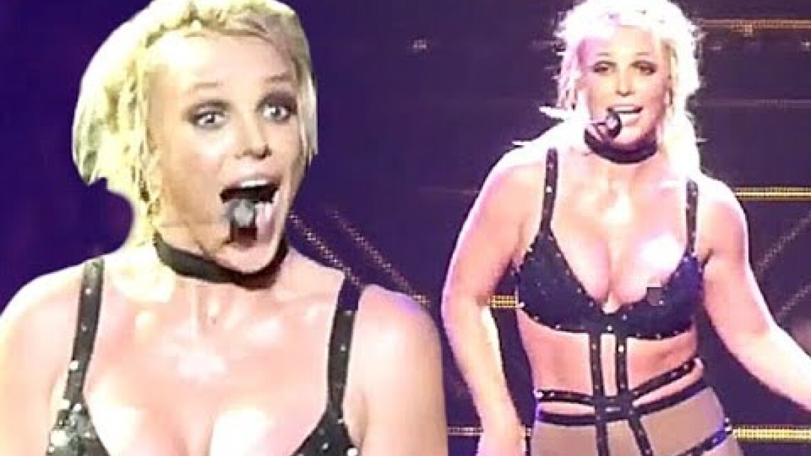 Britney Spears suffers nip slip during Maryland concert