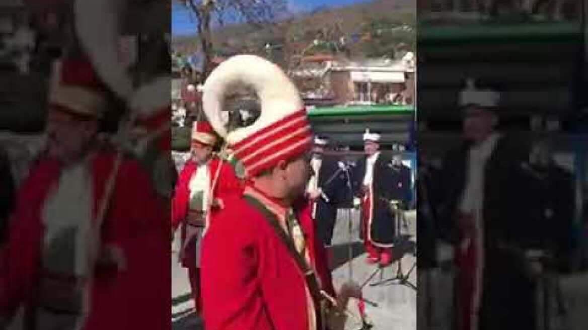 ΤΟΥΡΚΟΛΑΓΝΕΙΑ σε εκδήλωση στον Σοχο Θεσσαλονικης