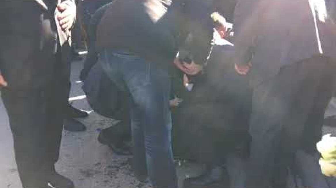 Λιποθύμησε η μητέρα του υποσμηναγού Τουρούτσικα