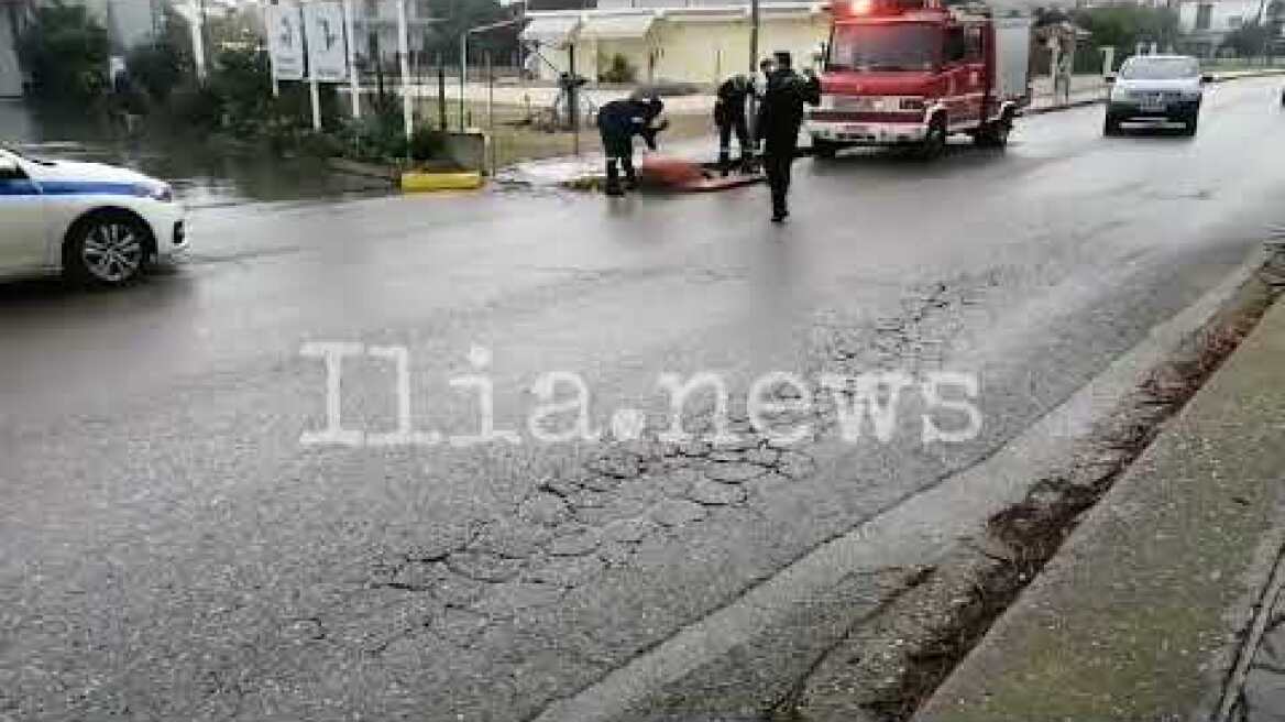 Περίμενε πεσμένος στο δρόμο, το ασθενοφόρο… μία ώρα μέσα στη βροχή!