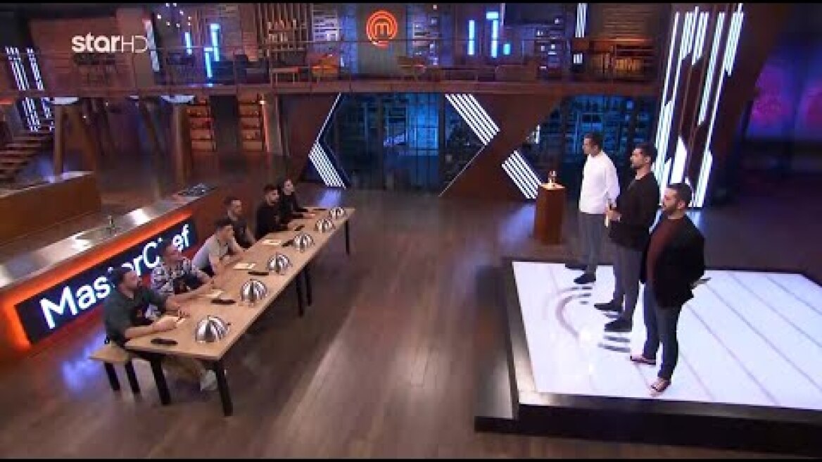 Ποιος παίκτης κατάφερε να φορέσει τη λευκή ποδιά;