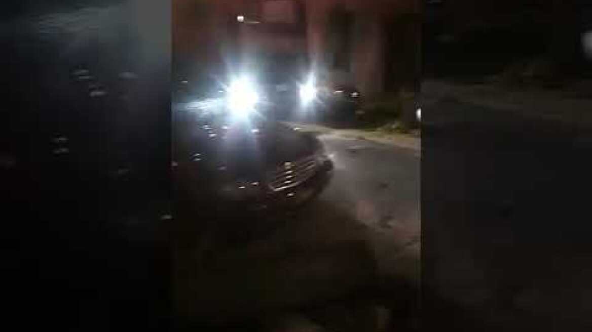 tempo24 - ΕΠΕΣΕ ΔΕΝΤΡΟ ΣΕ ΑΥΤΟΚΙΝΗΤΟ - ΠΑΤΡΑ