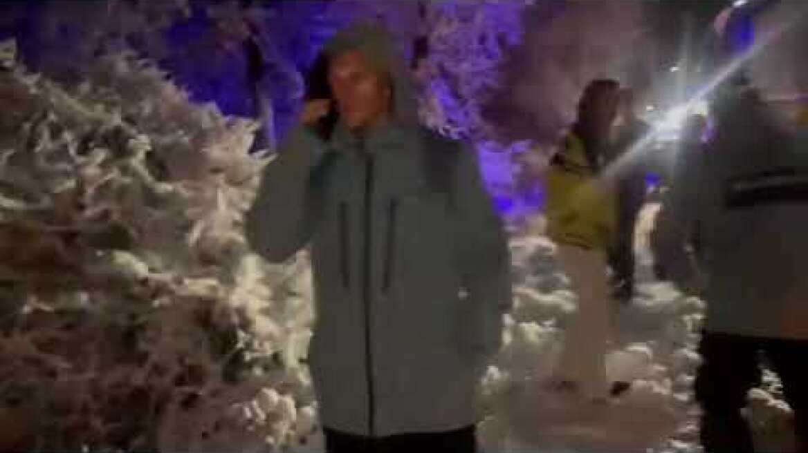 Λεωφορεία αποκλείστηκαν στα χιόνια στα Τρία Πέντε Πηγάδια (6)